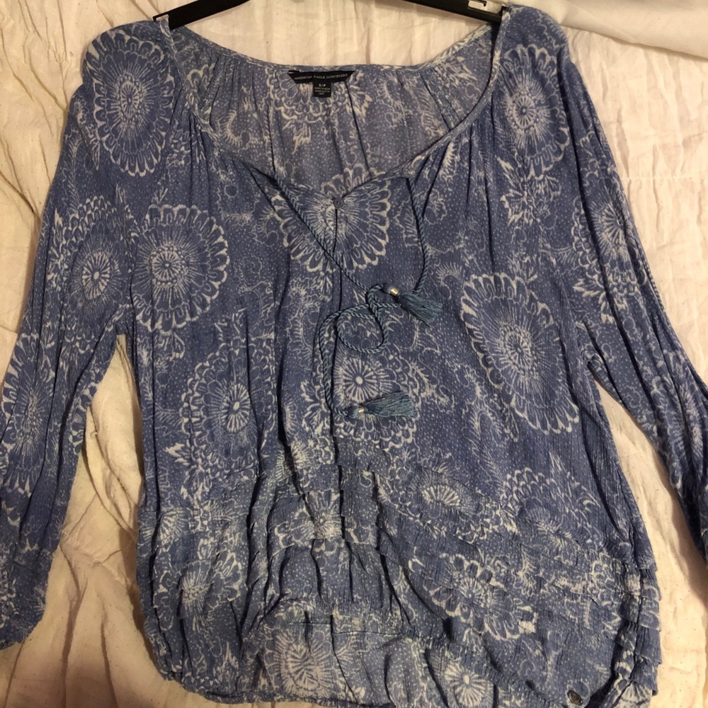 American Eagle top